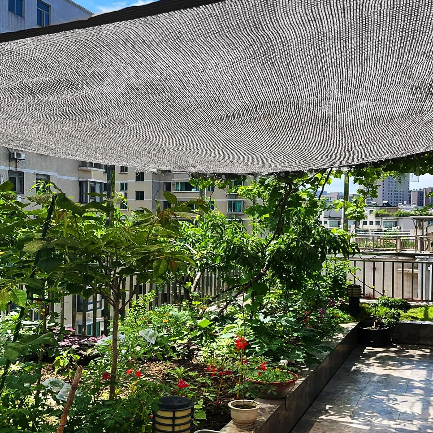 Aluminum Shade Cloth 10x10',80% Aluminum Reflective tarp,Durable Mesh Tarp with Grommets,Shade Cloth for Garden,Car, Outdoor Pergola,Greenhouse,Chicken Coop and Dog Kennel(Silver)