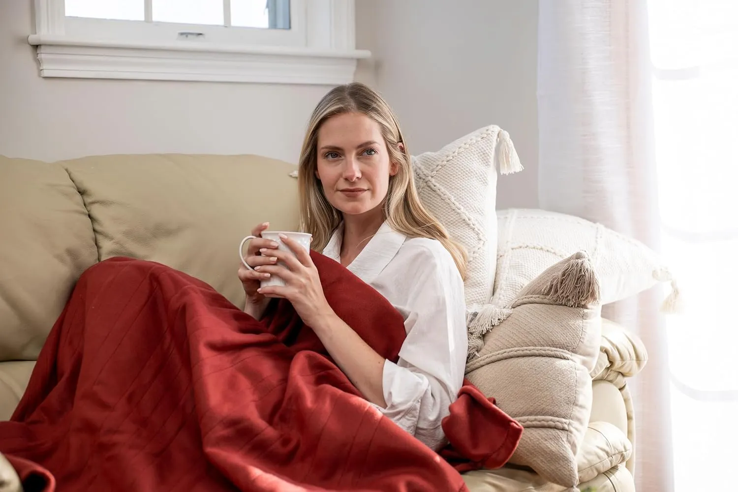 BLACK DECKER Heated Blanket Electric Throw, Fleece Electric Blanket, Heating Blanket with 4 Heating Levels, 3H Timer, Auto Shutoff, Fast Heating (50x60 inches, Mushroom)