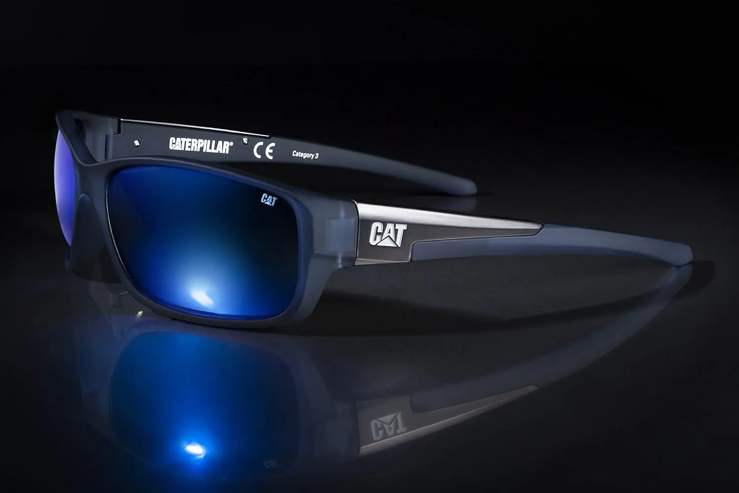 Caterpillar Men's Sensor Rectangular Polarized Sunglasses
