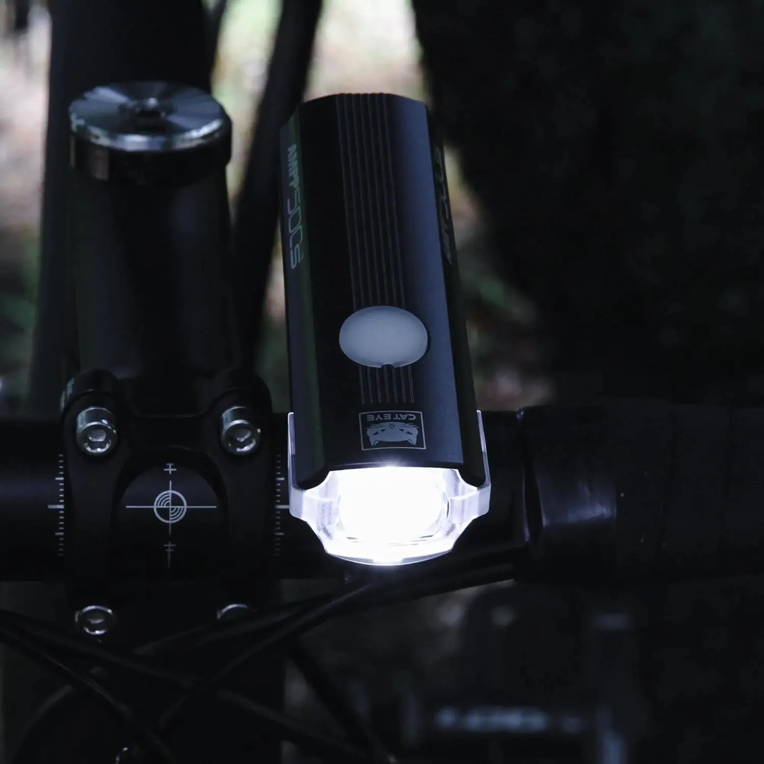 CATEYE AMPP USB Rechargeable Bike Light – High Visibility Super Bright OptiCube™ Headlight for Commuters, Road Cyclists & Mountain Bikers, Day & Night Riding Modes, IPX4 Waterproof, Tough & Durable