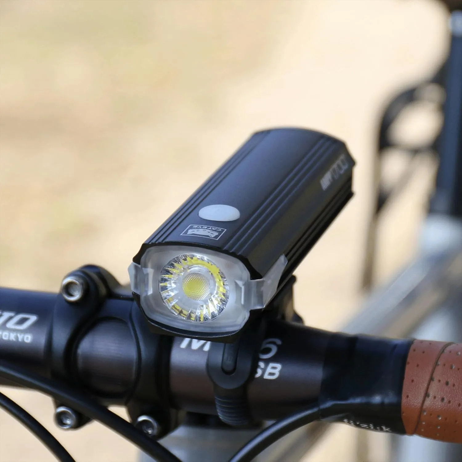 CATEYE AMPP USB Rechargeable Bike Light – High Visibility Super Bright OptiCube™ Headlight for Commuters, Road Cyclists & Mountain Bikers, Day & Night Riding Modes, IPX4 Waterproof, Tough & Durable