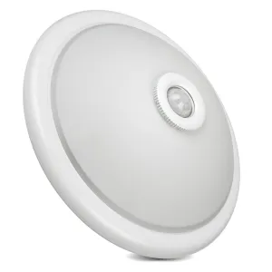Ceiling plafond with a PIR sensor and a replaceable light source 2x max 40W with an E27 base