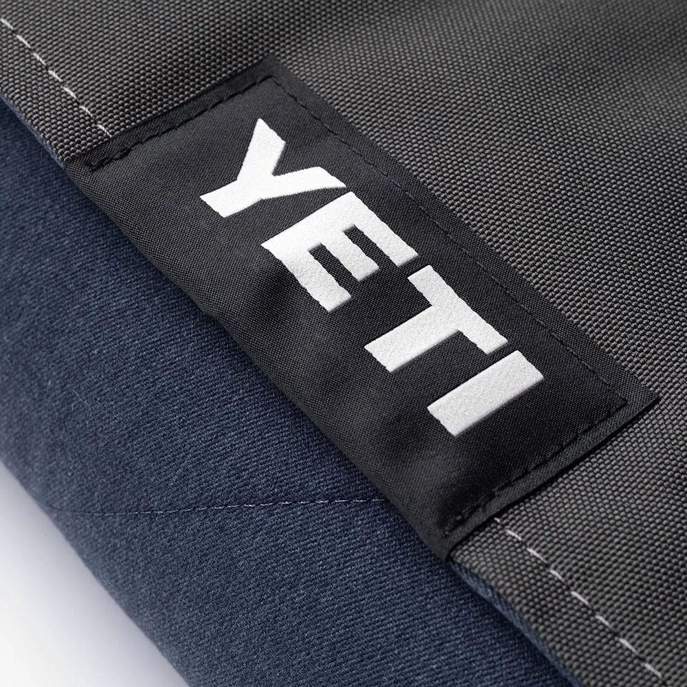 Defender x YETI Picnic Blanket