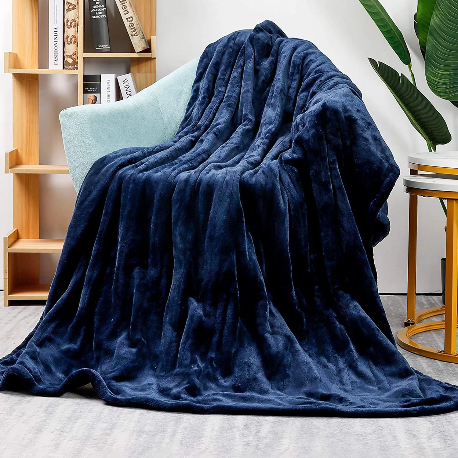 EHEYCIGA Electric Heated Blanket Throw, Faux Fur Sherpa Fast Heating Blanket Throw with 5 Heat Settings& 3 Hours Auto Off (50 x 60 Inches, Grey)