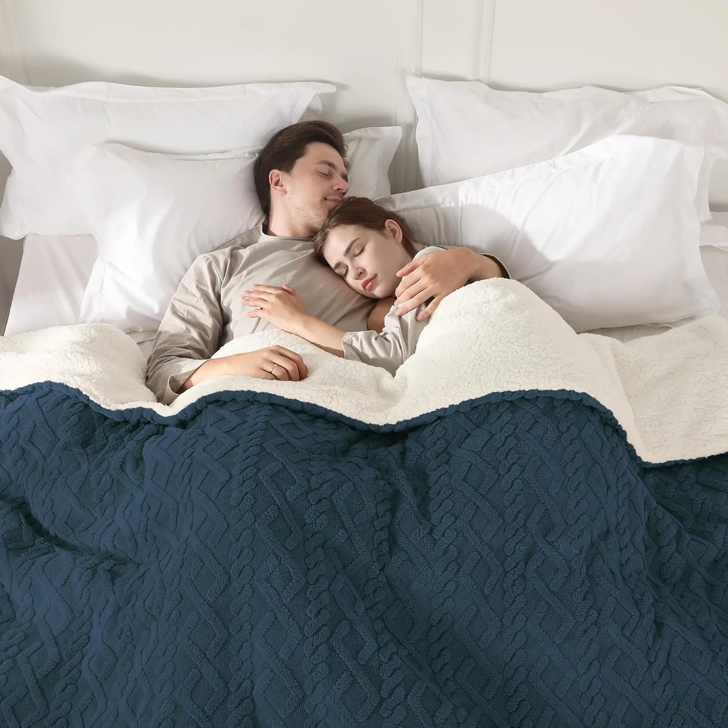 Electric Heated Blanket, 3D Pattern Design, Queen Size Heated Blanket Soft Warming Plush Electric Blanket Sherpa with 5 Heating Levels & 10 Hours Auto Off, Machine Washable, Navy Blue