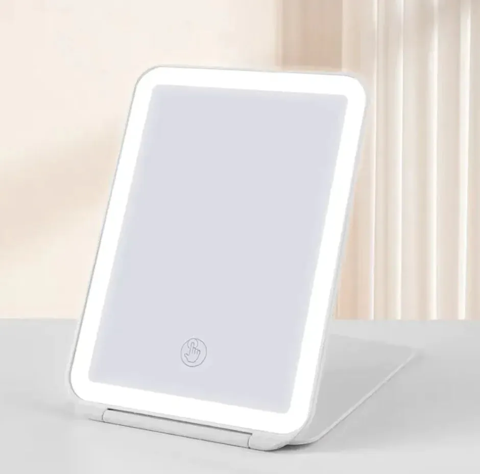 Espejo de Maquillaje LED con Lámpara de Escritorio Tri-Fold