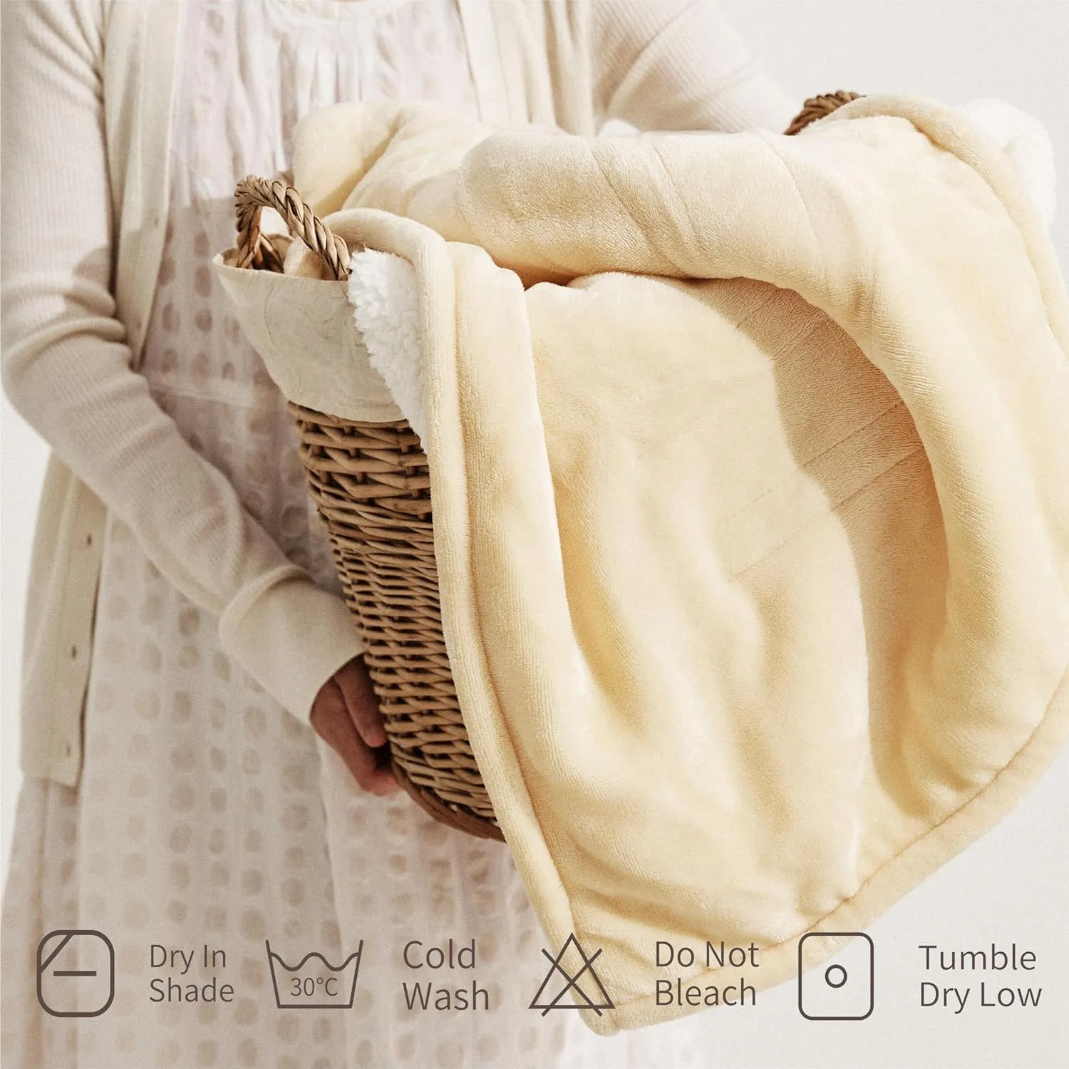 Heated Blanket Electric Throw 50" x 60" -Heated Throw Blanket with 4 Heating Levels & 3 Hours Auto Off,Machine Washable,ETL & FCC Certification,Over-Heat Protect（Cheesy Yellow）