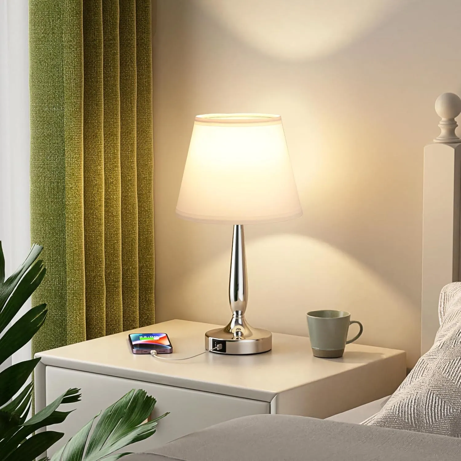 Kakanuo Touch Table Lamp for Bedroom, Small Bedside Lamp with USB C Charging Port, 3 Way Dimmable Touch Control Nightstand Lamp for Living Room and Office, White Shade and Silver Base