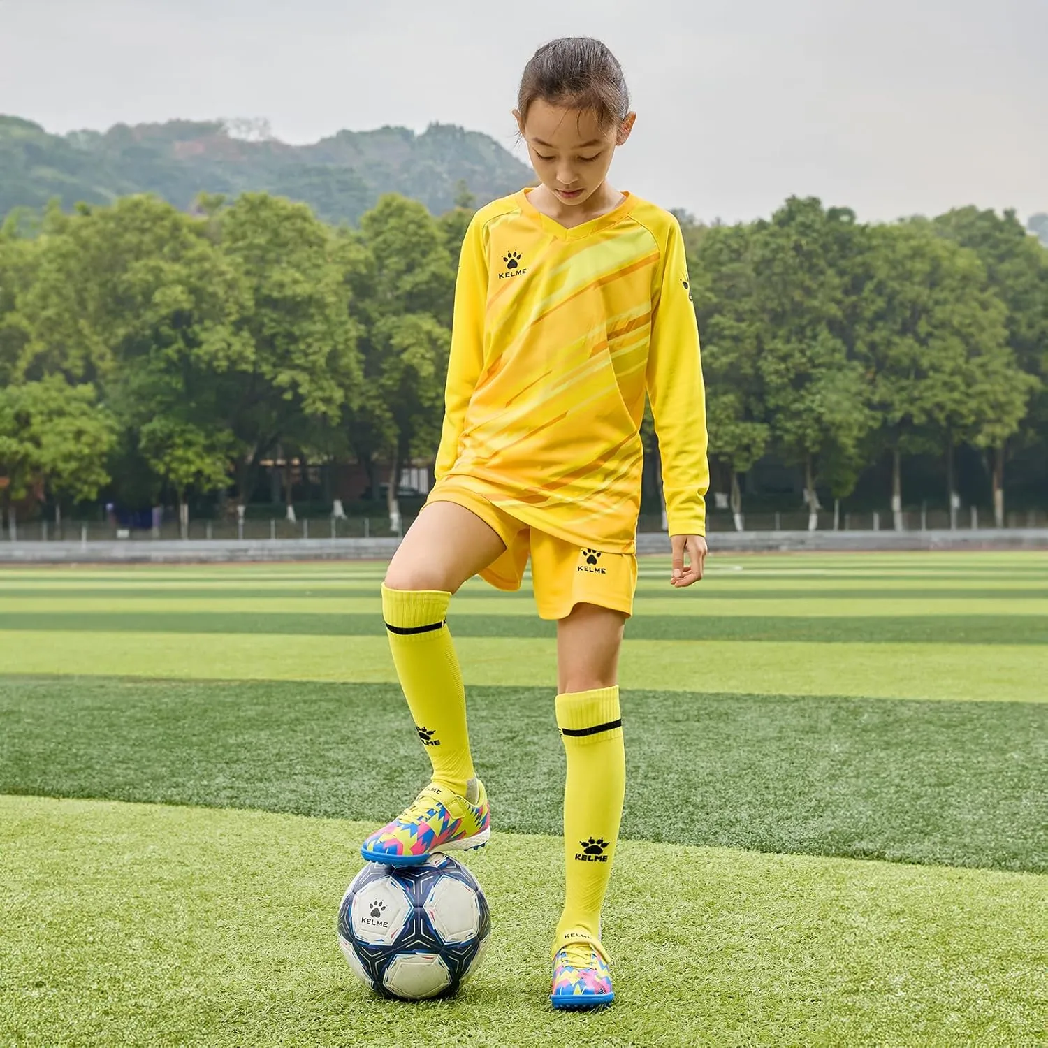KELME Kids Goalie Shirt,Goalkeeper Jersey Padded Long Sleeve Soccer Football Training Uniform for Boys Girls