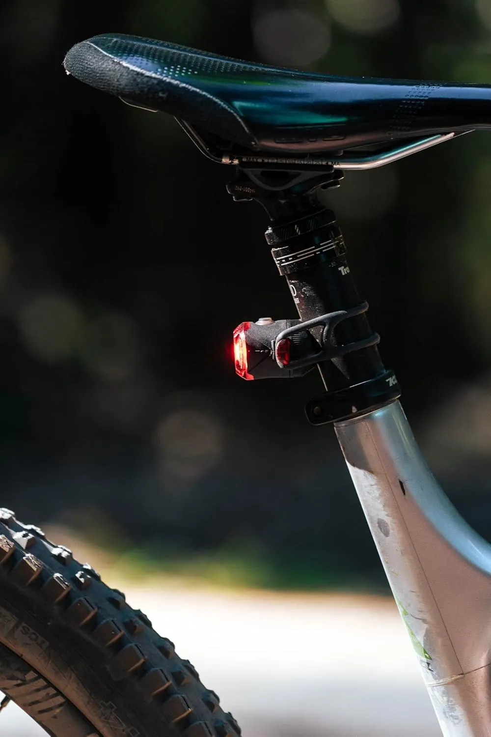 LEZYNE Femto USB Drive Bicycle Rechargeable IPX7 Waterproof Red LED Road Mountain Gravel Bike Rear Light w/Multiple Solid & Flash Modes | Silicone Rubber Mounting Strap Included, 5/15 Lumens