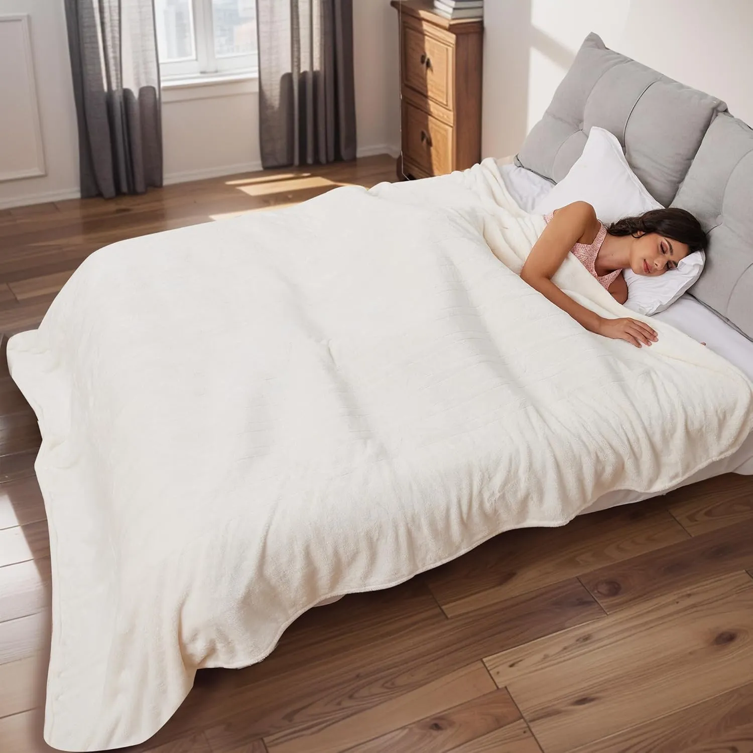McJaw Electric Heated Blanket Queen Size 84''x90'', Oversized Flannel Blanket with 4 Heating Levels, 10 Hrs Auto Shut Off, Dual Controller, Machine Washable, Beige