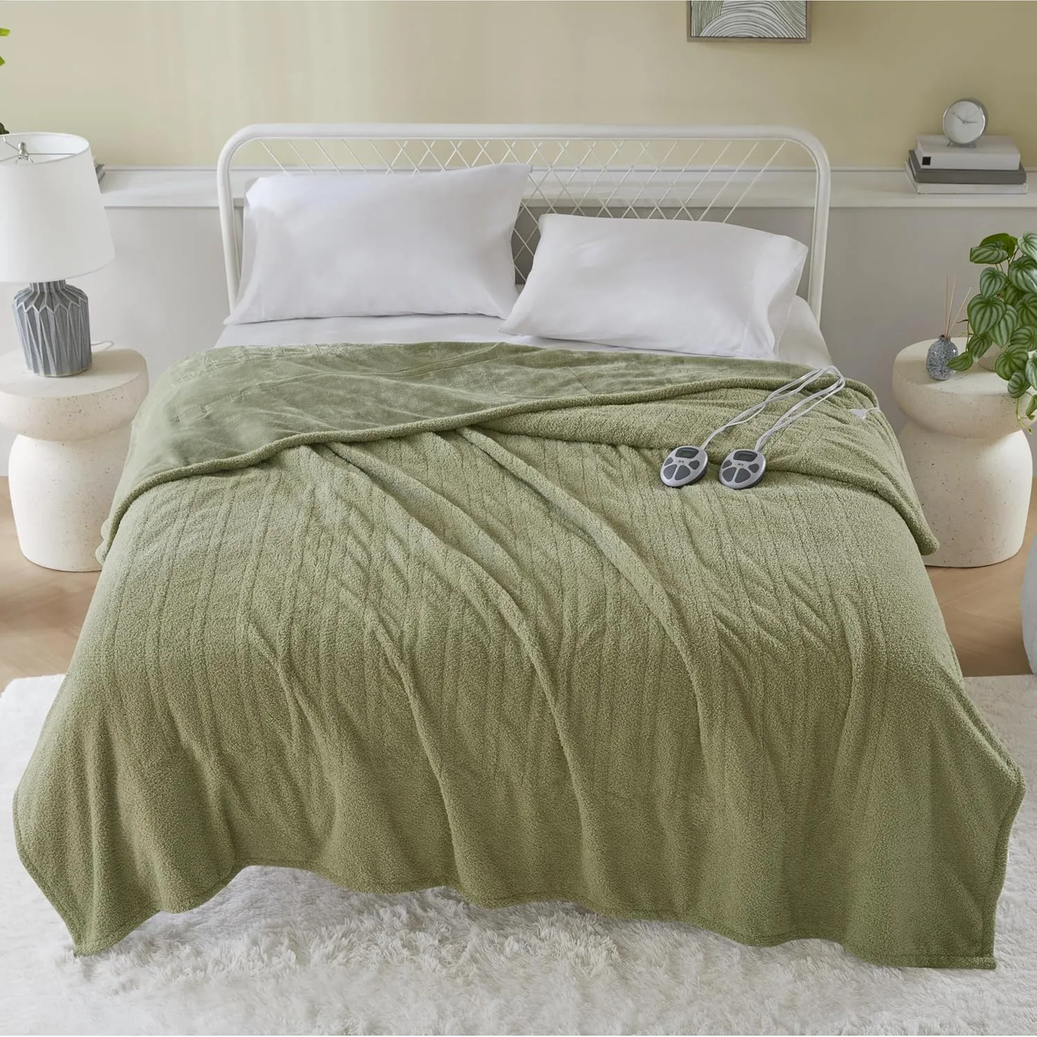 Serta Heated Blanket, Electric Queen Size Blanket, Soft, Warm, Fuzzy Heating Blanket Queen for Office, Couch, 1-12 hr Auto Shut Off Timer, 10 Lv Heat Setting, ETL Certified, Queen 84" x 90" Sage
