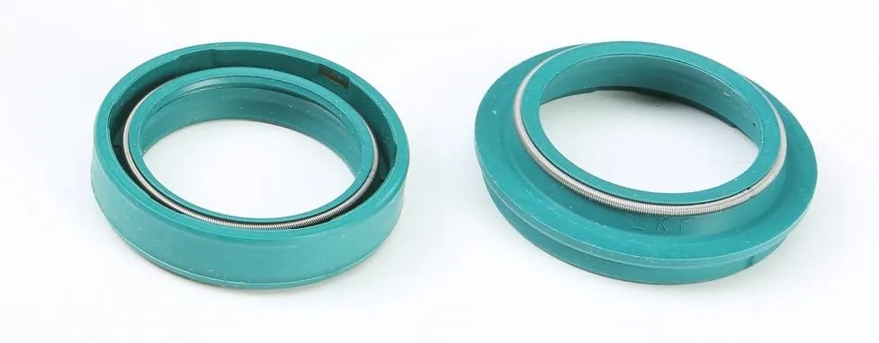 SKF KITG-43S Fork Seal Kit - Green - One seal and wiper, 43 mm, SHOWA