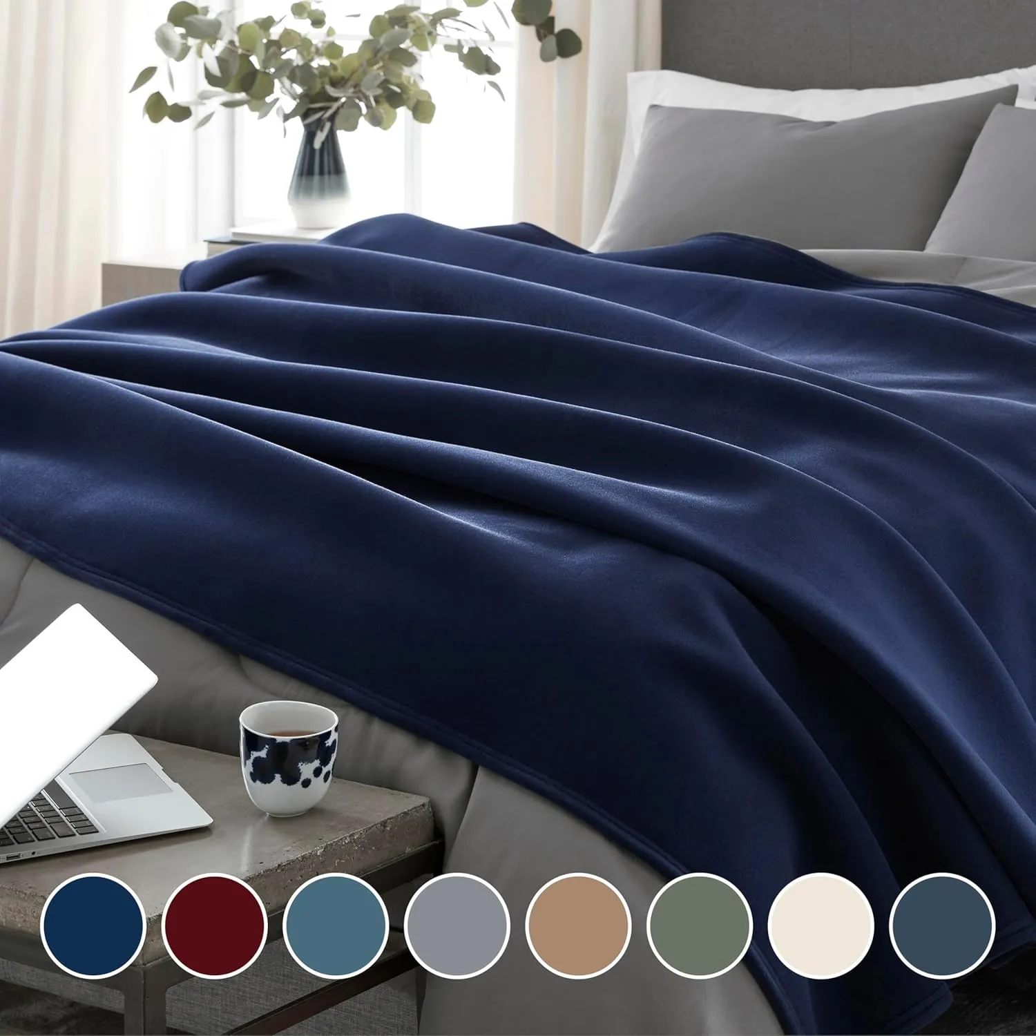 Vellux 1B07054 Original Insulating Core Hotel Style Solid blanket Machine Washable Soft Cozy Warm Thermal Durable Pet Friendly All Seasons Layering Bed Sofa Blankets Navy Blue, Twin, Blue