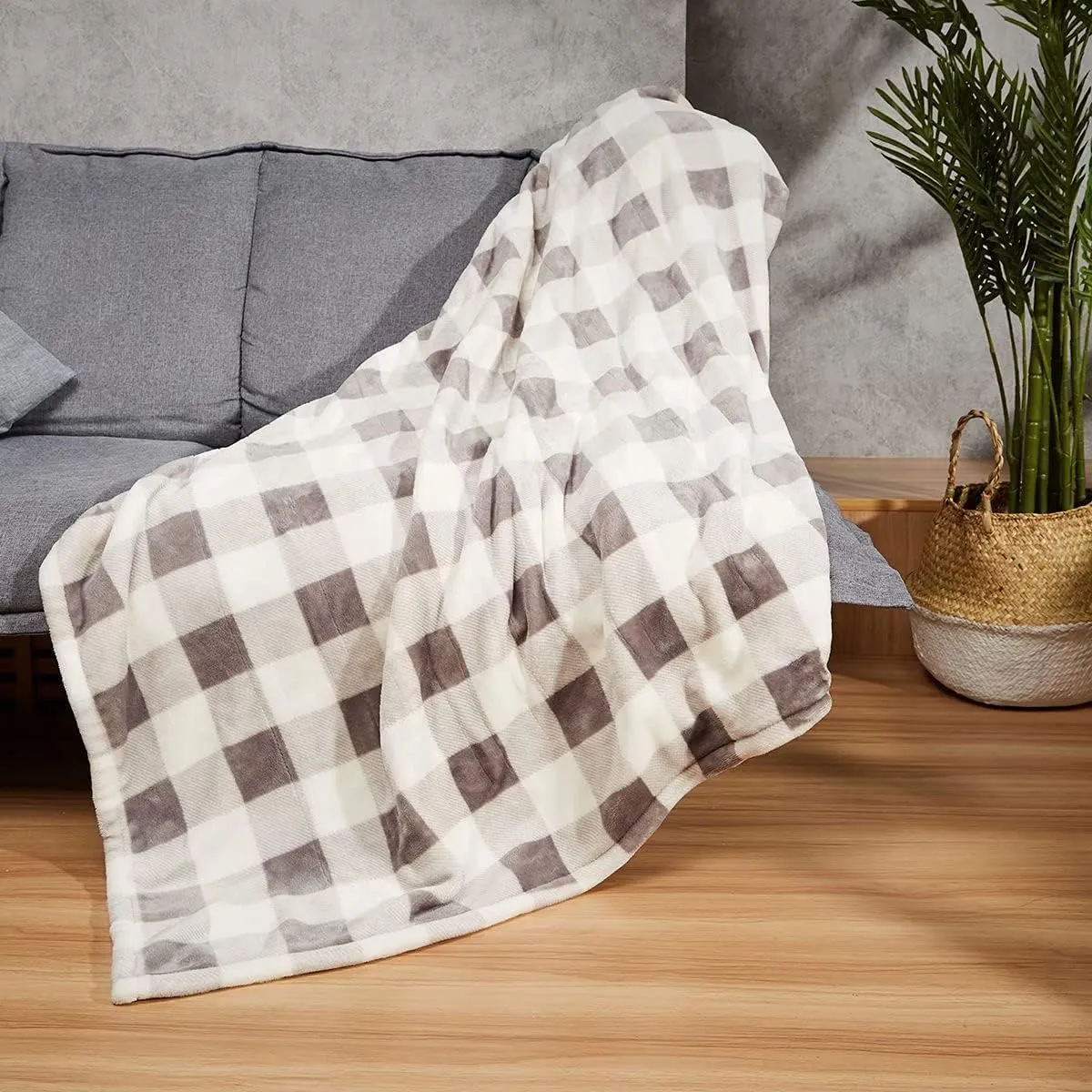 WOOMER [5 Year Warranty Electric Heated Throw Blanket(50"x 60"), Soft Flannel Fast Heating Blanket with Multi-Color Option, 4 Heating Levels & 4H Auto Off, Machine Washable, Over-Heat Protection